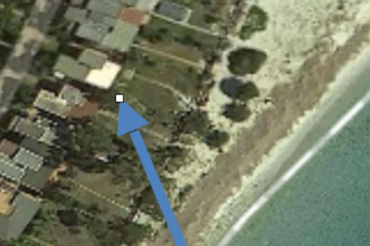 Beach House, On The Sand Castiadas 0*,